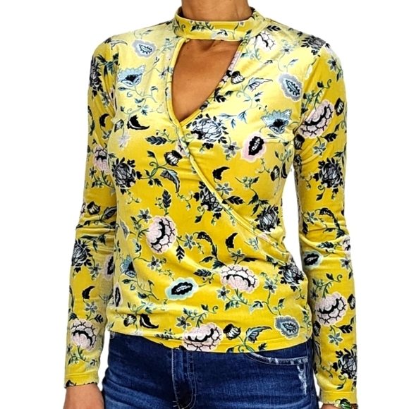 Curren+Project Velvet Top Size Small Yellow Flora - Picture 7 of 7